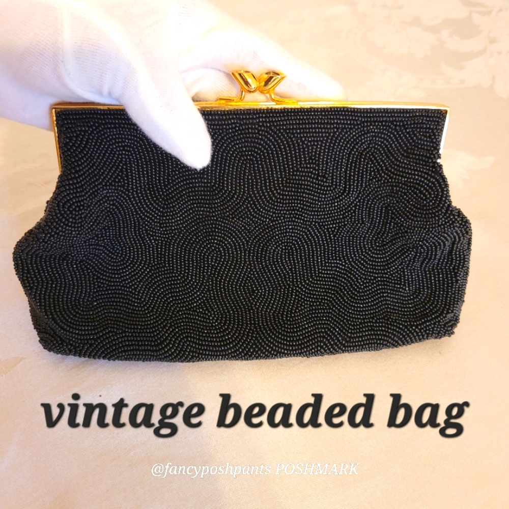 Vintage beaded bag satin lined  interior satin pocket snap closure lux gold-tone